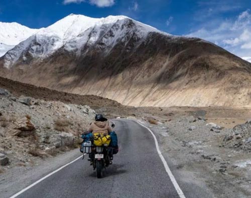 Manali to Leh Road Tour